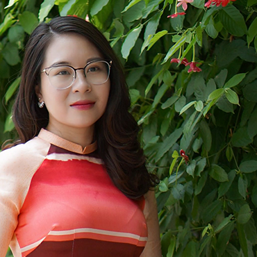 Vương Thúy Hằng